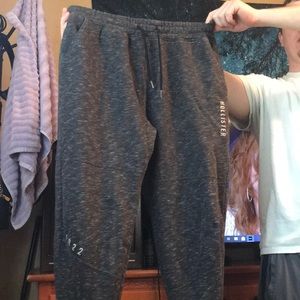 Men’s Hollister Joggers 🖤